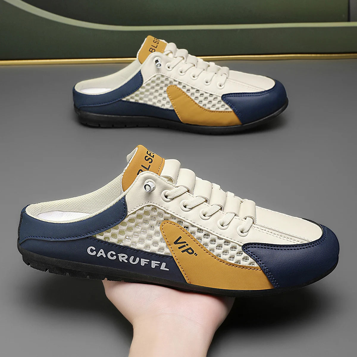 Men's Footwear – Fashionable Sports Slippers with a Mesh Design, Offering Breathable and Refreshing Comfort, Lightweight and Non-Slip, Suitable for Daily Outdoor Wear, Home Footwear, Casual Shoes, and Sports-Style Slippers